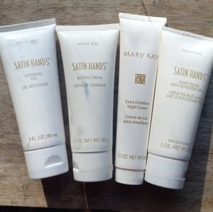 Mary Kay Satin Hands Set